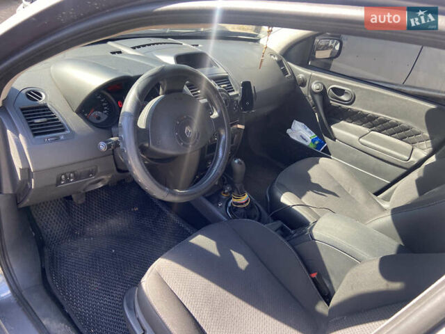 Сірий Рено Меган, об'ємом двигуна 1.46 л та пробігом 286 тис. км за 4200 $, фото 2 на Automoto.ua