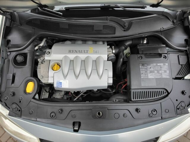 Серый Рено Меган, объемом двигателя 1.6 л и пробегом 204 тыс. км за 4950 $, фото 23 на Automoto.ua