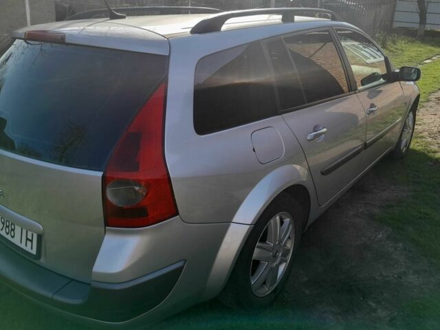 Серый Рено Меган, объемом двигателя 1.6 л и пробегом 240 тыс. км за 4650 $, фото 2 на Automoto.ua