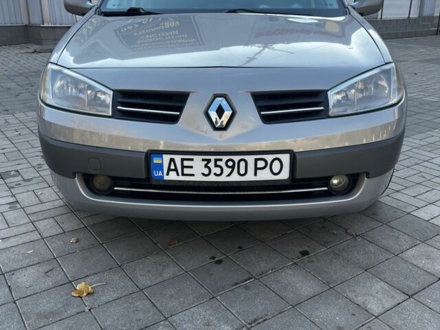 Серый Рено Меган, объемом двигателя 1.6 л и пробегом 220 тыс. км за 3900 $, фото 5 на Automoto.ua