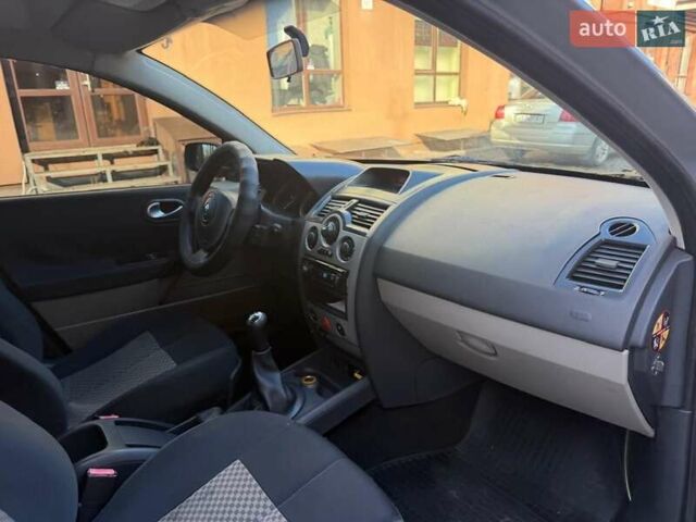 Сірий Рено Меган, об'ємом двигуна 1.4 л та пробігом 236 тис. км за 3400 $, фото 15 на Automoto.ua