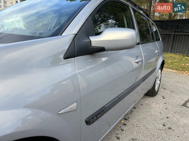 Сірий Рено Меган, об'ємом двигуна 1.6 л та пробігом 213 тис. км за 4200 $, фото 20 на Automoto.ua