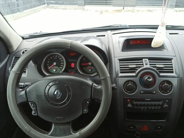 Сірий Рено Меган, об'ємом двигуна 1.5 л та пробігом 290 тис. км за 3550 $, фото 8 на Automoto.ua