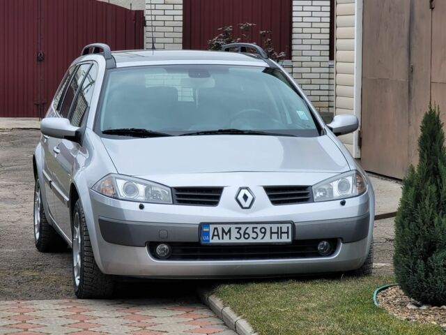 Серый Рено Меган, объемом двигателя 2 л и пробегом 90 тыс. км за 5100 $, фото 1 на Automoto.ua