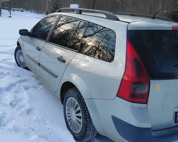 Серый Рено Меган, объемом двигателя 1.5 л и пробегом 320 тыс. км за 4500 $, фото 4 на Automoto.ua