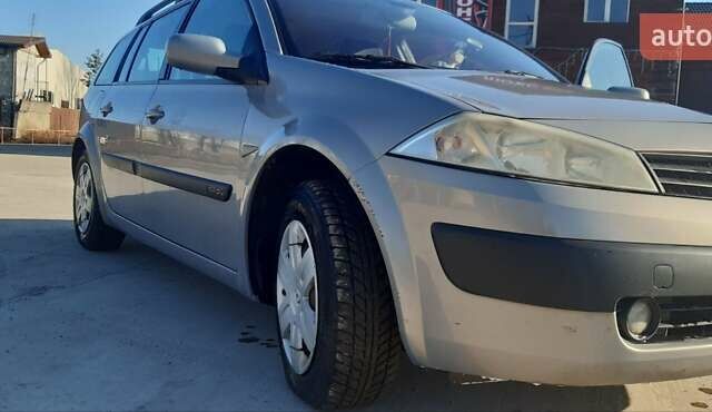 Серый Рено Меган, объемом двигателя 1.87 л и пробегом 291 тыс. км за 4000 $, фото 1 на Automoto.ua