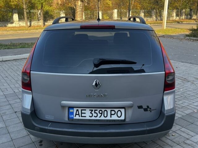 Серый Рено Меган, объемом двигателя 1.6 л и пробегом 220 тыс. км за 3900 $, фото 4 на Automoto.ua