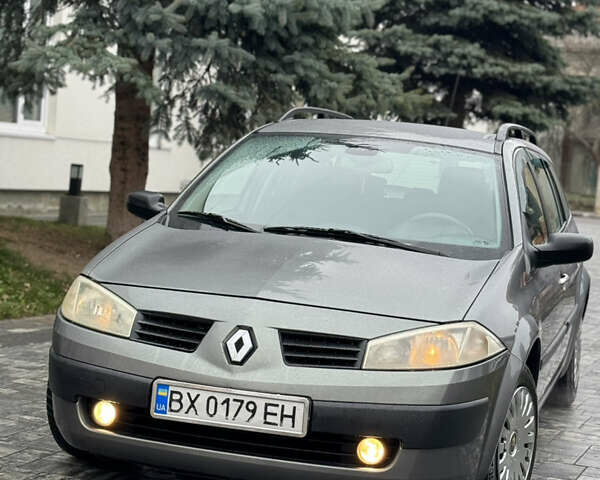 Серый Рено Меган, объемом двигателя 1.6 л и пробегом 300 тыс. км за 3850 $, фото 3 на Automoto.ua