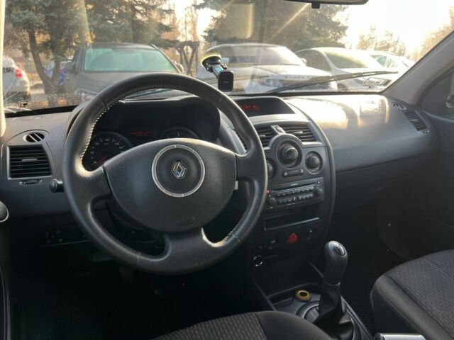 Серый Рено Меган, объемом двигателя 1.5 л и пробегом 278 тыс. км за 4700 $, фото 14 на Automoto.ua