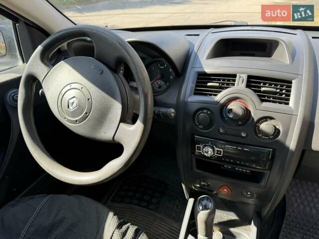 Серый Рено Меган, объемом двигателя 1.6 л и пробегом 190 тыс. км за 4750 $, фото 3 на Automoto.ua