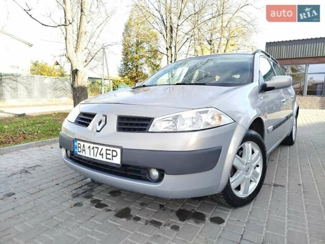 Рено Меган 2004 у Первомайськ на Automoto.ua Сірий Рено Меган, об'ємом двигуна 1.6 л та пробігом 233 тис. км за 4500 $, фото 2 на Automoto.ua