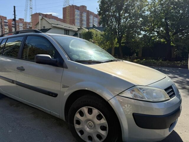 Рено Меган 2004 в Сумах на Automoto.ua Серый Рено Меган, объемом двигателя 0 л и пробегом 190 тыс. км за 4750 $, фото 3 на Automoto.ua