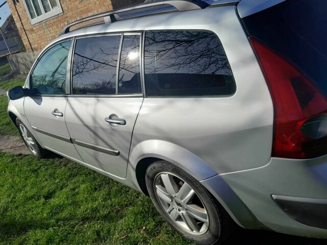 Серый Рено Меган, объемом двигателя 1.6 л и пробегом 240 тыс. км за 4650 $, фото 5 на Automoto.ua