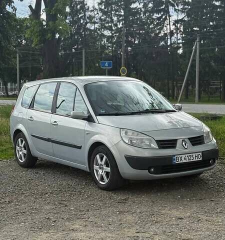 Серый Рено Меган, объемом двигателя 1.6 л и пробегом 250 тыс. км за 4300 $, фото 1 на Automoto.ua