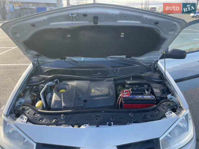 Сірий Рено Меган, об'ємом двигуна 1.46 л та пробігом 278 тис. км за 4199 $, фото 17 на Automoto.ua