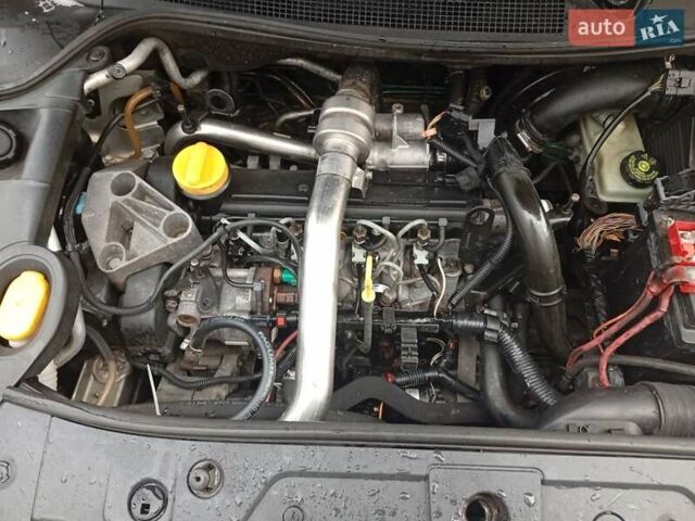 Серый Рено Меган, объемом двигателя 1.5 л и пробегом 275 тыс. км за 4150 $, фото 44 на Automoto.ua