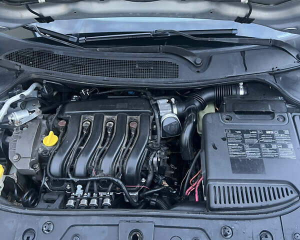 Сірий Рено Меган, об'ємом двигуна 1.6 л та пробігом 255 тис. км за 4100 $, фото 6 на Automoto.ua