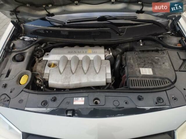 Сірий Рено Меган, об'ємом двигуна 1.6 л та пробігом 149 тис. км за 5100 $, фото 7 на Automoto.ua