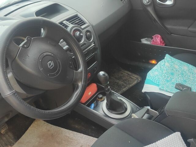 Сірий Рено Меган, об'ємом двигуна 0 л та пробігом 280 тис. км за 2200 $, фото 3 на Automoto.ua