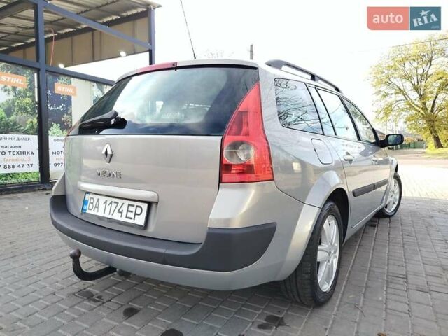 Рено Меган 2004 у Первомайськ на Automoto.ua Сірий Рено Меган, об'ємом двигуна 1.6 л та пробігом 233 тис. км за 4500 $, фото 8 на Automoto.ua