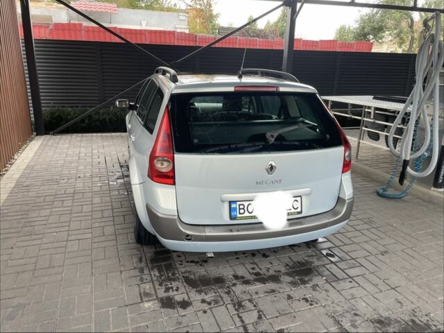 Рено Меган 2004 в Черкассах на Automoto.ua Серый Рено Меган, объемом двигателя 1.9 л и пробегом 250 тыс. км за 3800 $, фото 1 на Automoto.ua