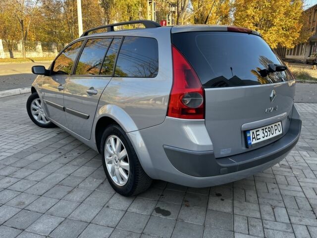 Серый Рено Меган, объемом двигателя 1.6 л и пробегом 220 тыс. км за 3900 $, фото 3 на Automoto.ua