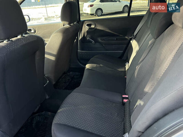 Сірий Рено Меган, об'ємом двигуна 1.5 л та пробігом 300 тис. км за 3750 $, фото 33 на Automoto.ua