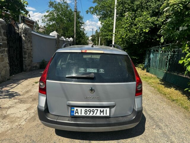 Серый Рено Меган, объемом двигателя 1.6 л и пробегом 2 тыс. км за 3900 $, фото 6 на Automoto.ua