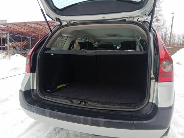 Серый Рено Меган, объемом двигателя 1.5 л и пробегом 250 тыс. км за 4700 $, фото 5 на Automoto.ua