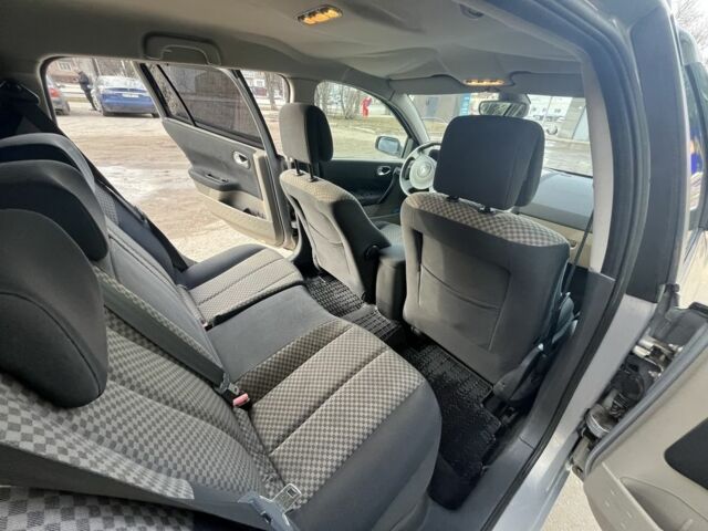 Сірий Рено Меган, об'ємом двигуна 1.6 л та пробігом 241 тис. км за 5200 $, фото 7 на Automoto.ua