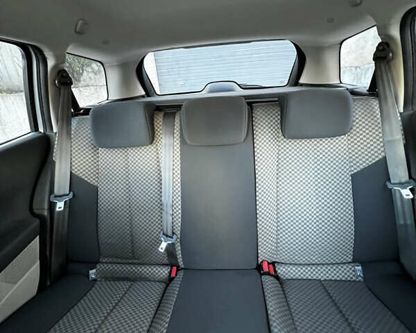 Рено Меган 2004 в Тернополе на Automoto.ua Серый Рено Меган, объемом двигателя 1.6 л и пробегом 194 тыс. км за 4900 $, фото 24 на Automoto.ua