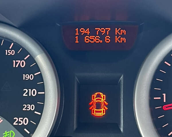 Рено Меган 2004 в Тернополе на Automoto.ua Серый Рено Меган, объемом двигателя 1.6 л и пробегом 194 тыс. км за 4900 $, фото 31 на Automoto.ua