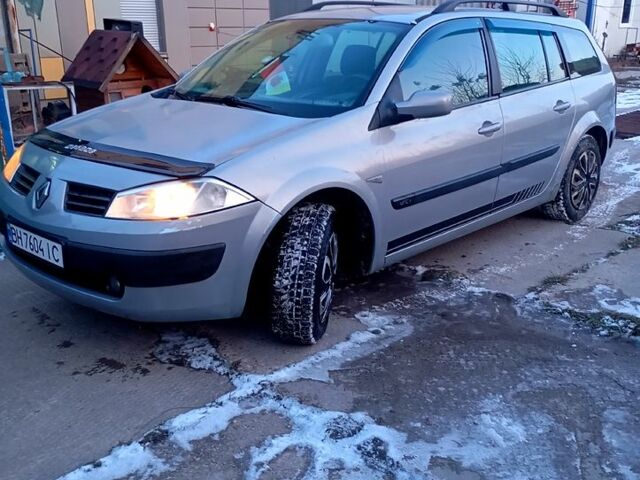 Серый Рено Меган, объемом двигателя 1.5 л и пробегом 0 тыс. км за 4500 $, фото 4 на Automoto.ua