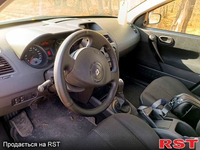 Сірий Рено Меган, об'ємом двигуна 1.5 л та пробігом 315 тис. км за 4299 $, фото 5 на Automoto.ua