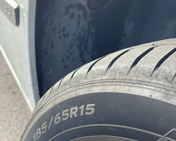 Сірий Рено Меган, об'ємом двигуна 1.46 л та пробігом 278 тис. км за 4199 $, фото 6 на Automoto.ua