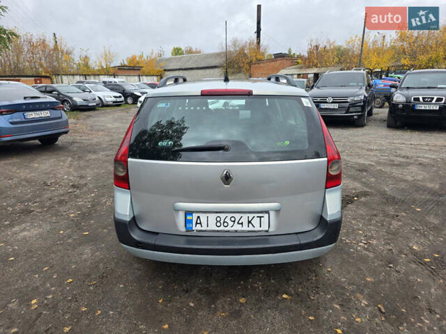 Сірий Рено Меган, об'ємом двигуна 1.6 л та пробігом 296 тис. км за 3650 $, фото 4 на Automoto.ua