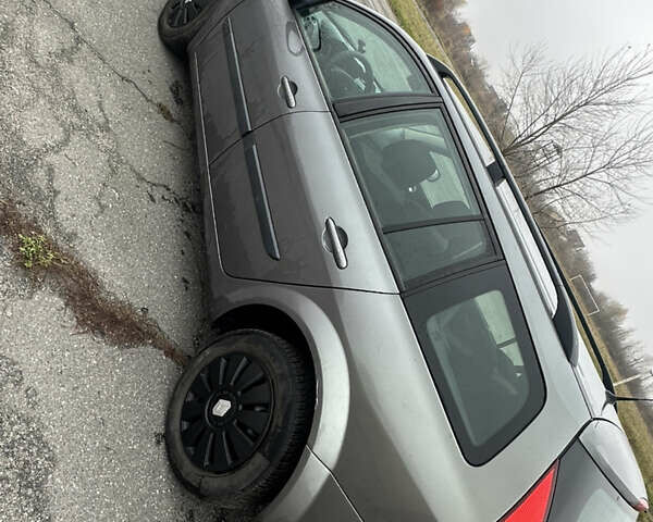 Серый Рено Меган, объемом двигателя 2 л и пробегом 263 тыс. км за 4500 $, фото 13 на Automoto.ua