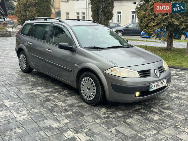 Серый Рено Меган, объемом двигателя 1.6 л и пробегом 300 тыс. км за 3850 $, фото 10 на Automoto.ua