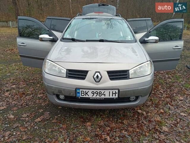 Серый Рено Меган, объемом двигателя 1.5 л и пробегом 275 тыс. км за 4150 $, фото 39 на Automoto.ua