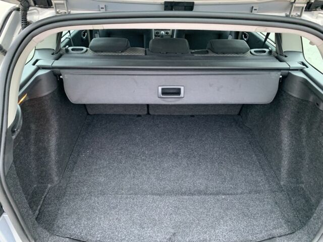 Сірий Рено Меган, об'ємом двигуна 1.6 л та пробігом 213 тис. км за 4650 $, фото 19 на Automoto.ua