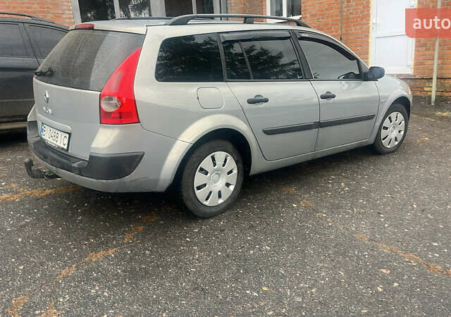 Сірий Рено Меган, об'ємом двигуна 1.6 л та пробігом 260 тис. км за 4600 $, фото 2 на Automoto.ua