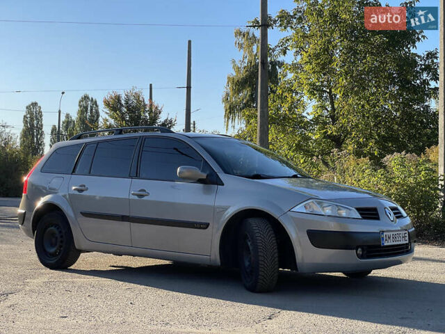 Сірий Рено Меган, об'ємом двигуна 1.6 л та пробігом 215 тис. км за 4400 $, фото 8 на Automoto.ua