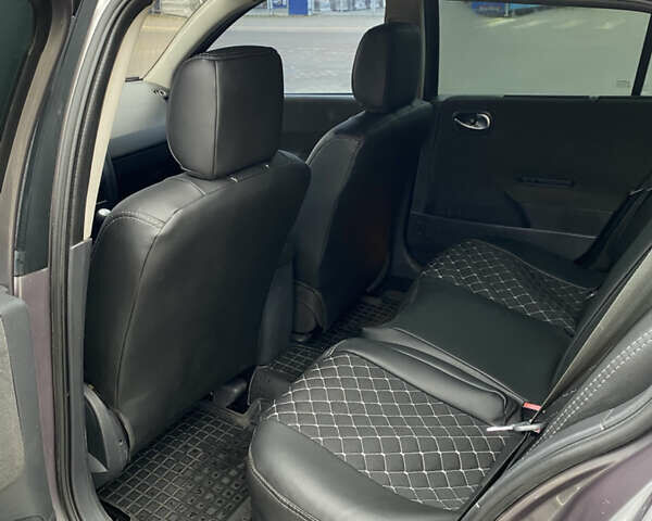 Сірий Рено Меган, об'ємом двигуна 1.46 л та пробігом 349 тис. км за 4000 $, фото 6 на Automoto.ua