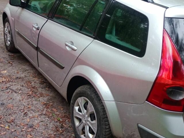 Серый Рено Меган, объемом двигателя 1.9 л и пробегом 268 тыс. км за 3200 $, фото 2 на Automoto.ua