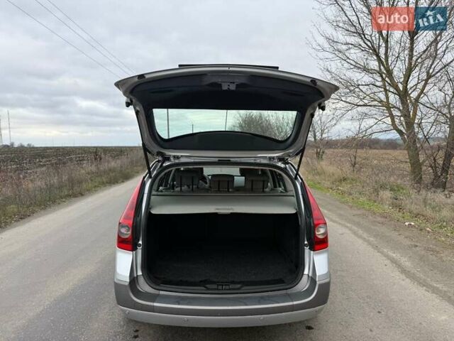 Сірий Рено Меган, об'ємом двигуна 1.6 л та пробігом 155 тис. км за 4900 $, фото 16 на Automoto.ua