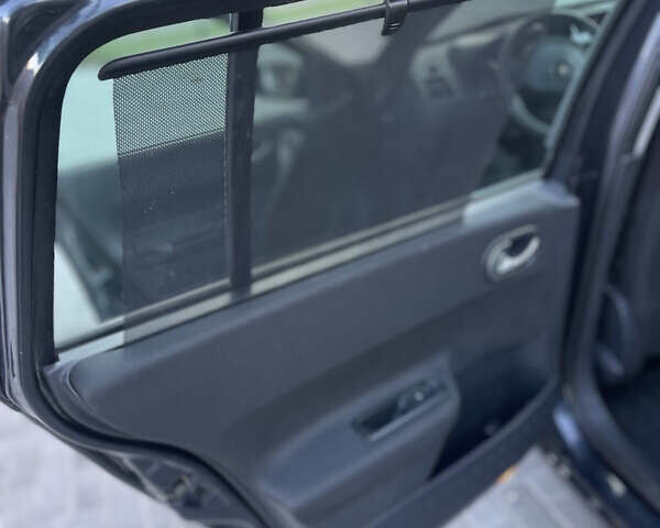 Серый Рено Меган, объемом двигателя 1.5 л и пробегом 278 тыс. км за 4100 $, фото 9 на Automoto.ua