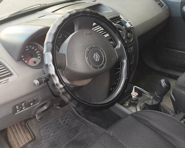 Сірий Рено Меган, об'ємом двигуна 1.6 л та пробігом 293 тис. км за 4300 $, фото 1 на Automoto.ua