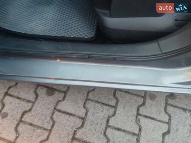 Серый Рено Меган, объемом двигателя 1.46 л и пробегом 211 тыс. км за 4650 $, фото 9 на Automoto.ua