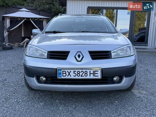 Серый Рено Меган, объемом двигателя 1.6 л и пробегом 317 тыс. км за 4700 $, фото 2 на Automoto.ua