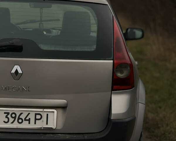 Серый Рено Меган, объемом двигателя 1.46 л и пробегом 313 тыс. км за 2999 $, фото 3 на Automoto.ua